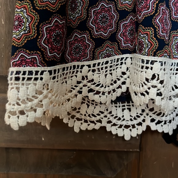 Miss Chievous blouse - Picture 2 of 6